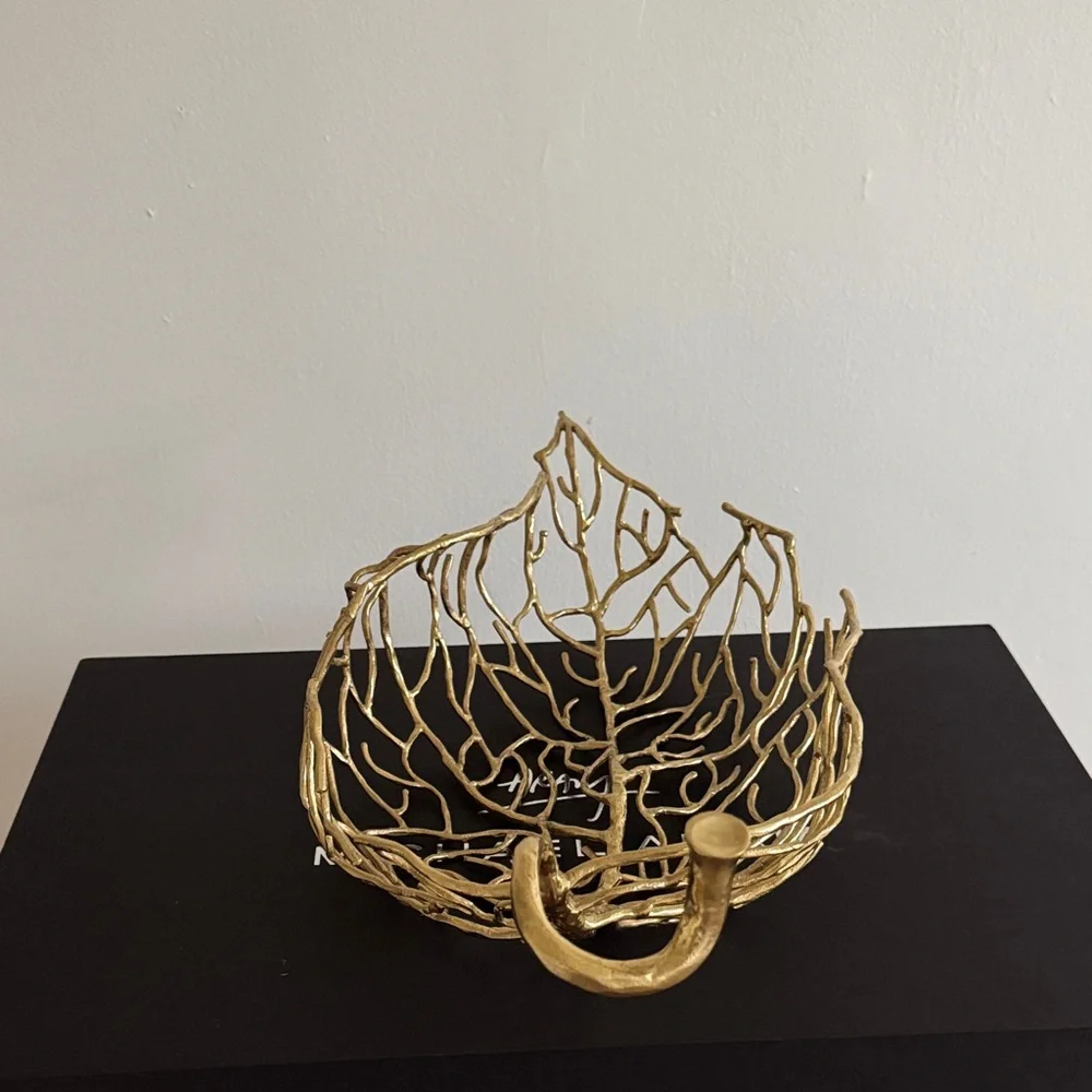 Michael Aram Autumn Leaf Design Vase - Picture 3 of 10